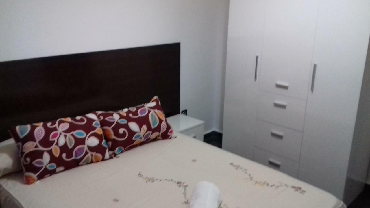 Apartamentos Turisticos Los Angeles Alcázar de San Juan Pokój zdjęcie