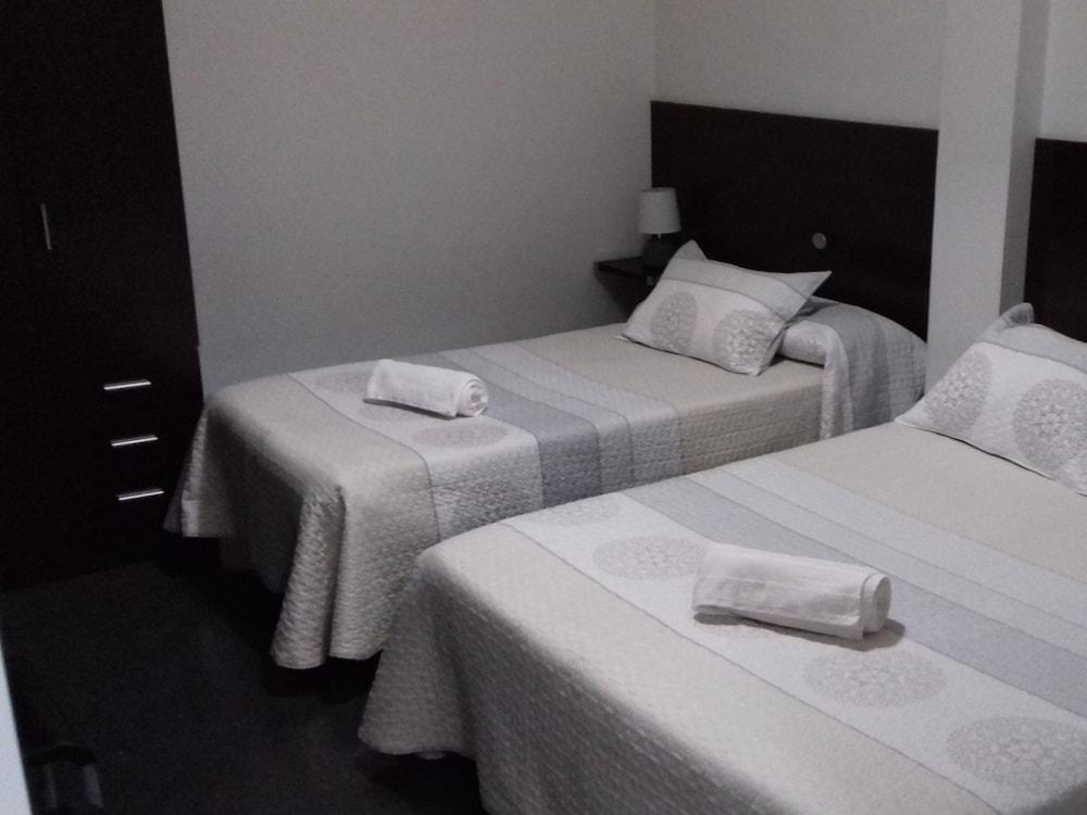 Apartamentos Turisticos Los Angeles Alcázar de San Juan Zewnętrze zdjęcie